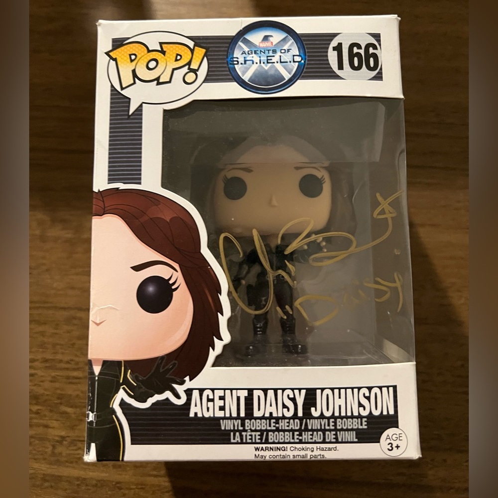 SIGNED Daisy Johnson Quake Funkopop!